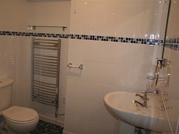 Crossways & Sea View Holiday Apartments 托基 外观 照片